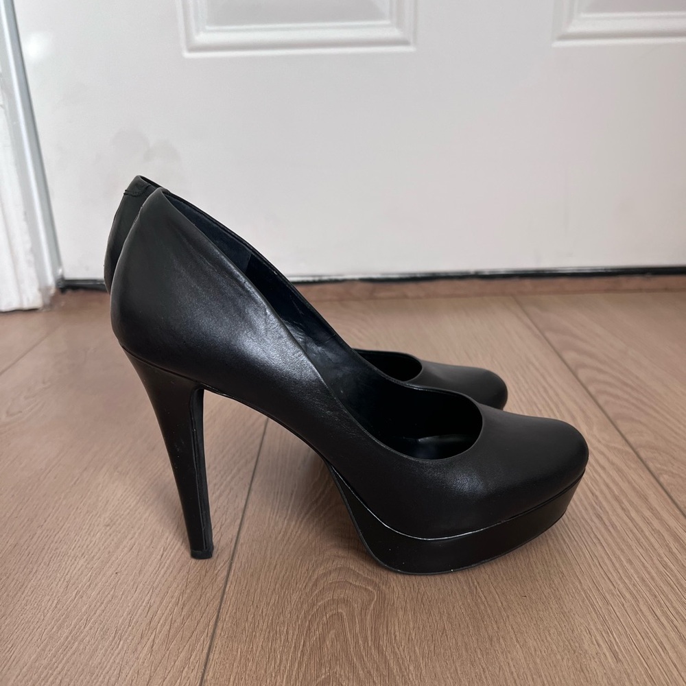 Classic Black Platform High Heel Pumps - Women's
